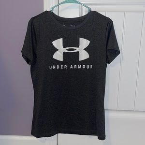 Gray Under Armour T-shirt - Size Medium